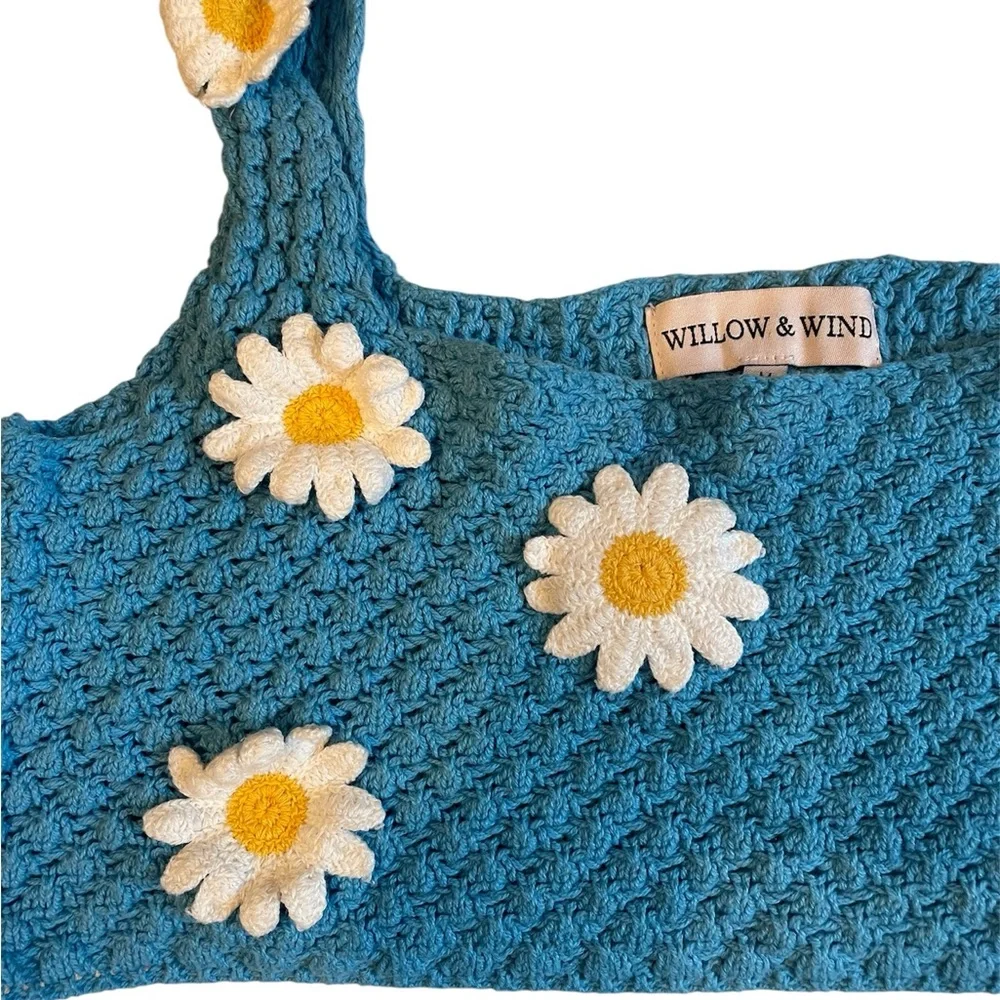 WILLOW & WIND Crocheted Daisy Matching Skirt Set Size: Small/Medium